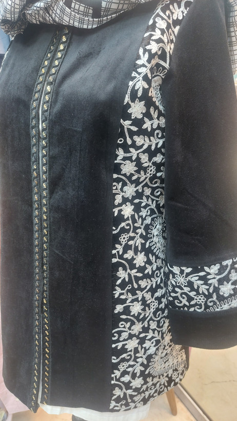 مانتو زنانه کوتاه مخمل وارداتی